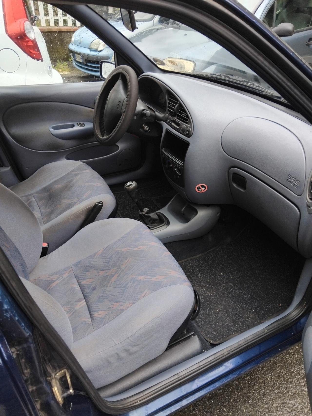 Ford Fiesta 1.2i 16V cat 5 porte Techno