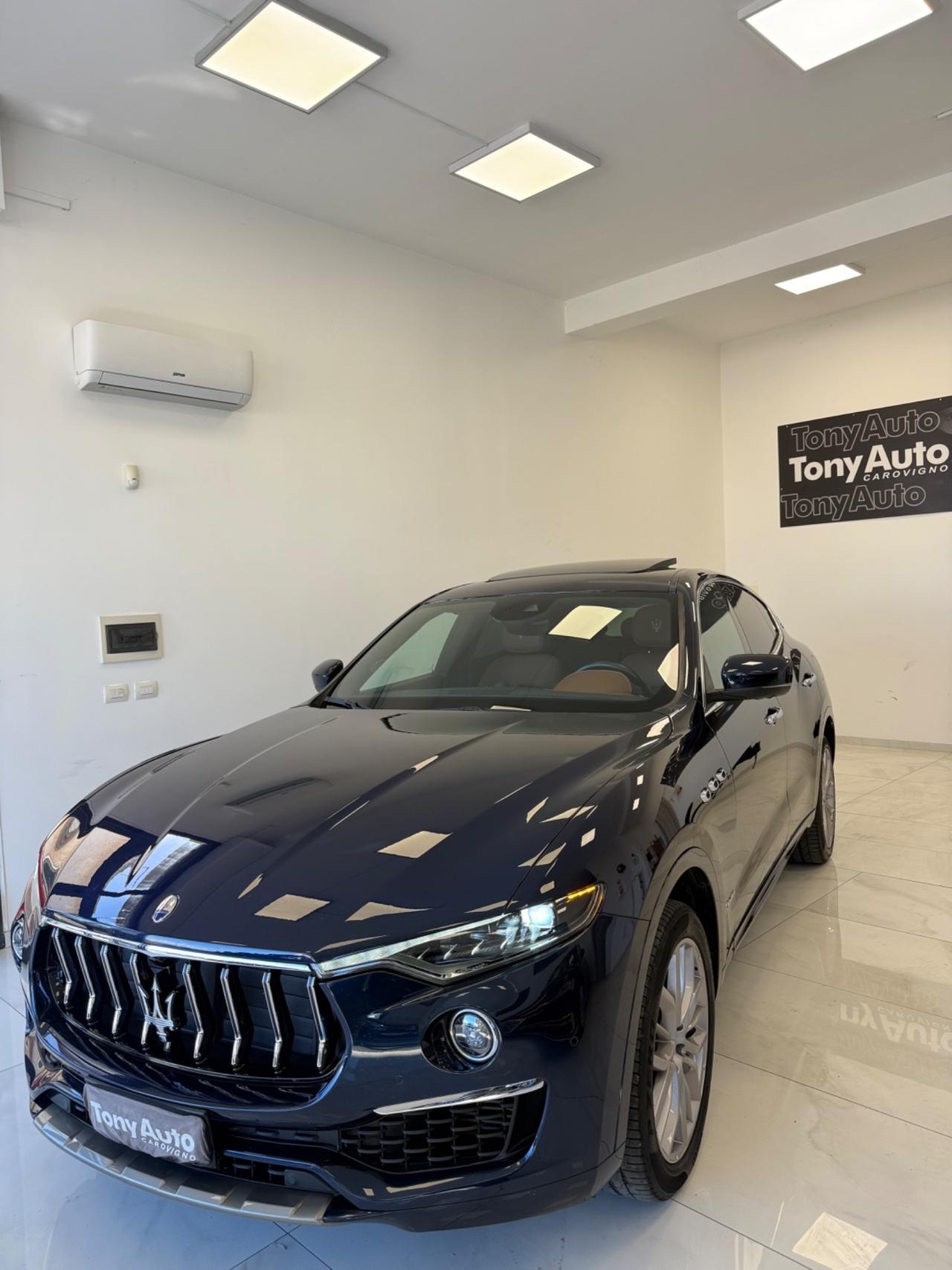 Maserati Levante Granlusso 250 auto TETTO APRIBIE APPLE CARPLAY,TELECAMERA,NAVI,KM CERTIFICATI ITALIA