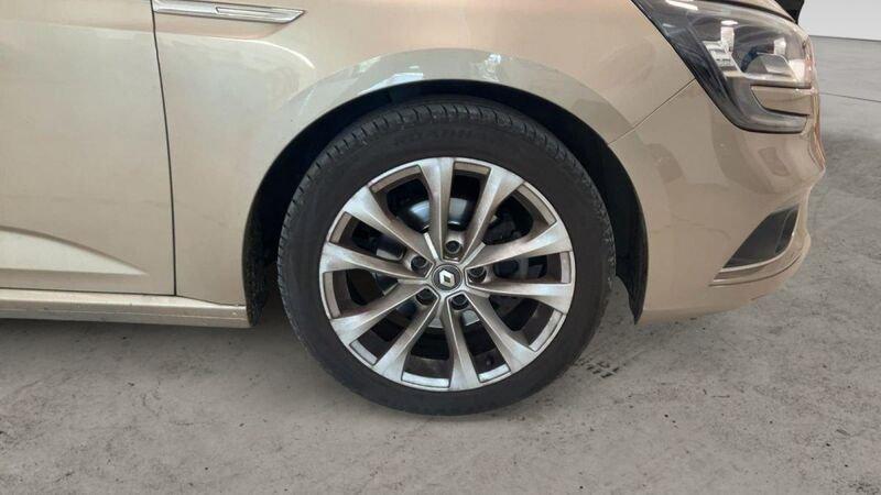 Renault Mégane TCe 130 CV EDC Energy Intens