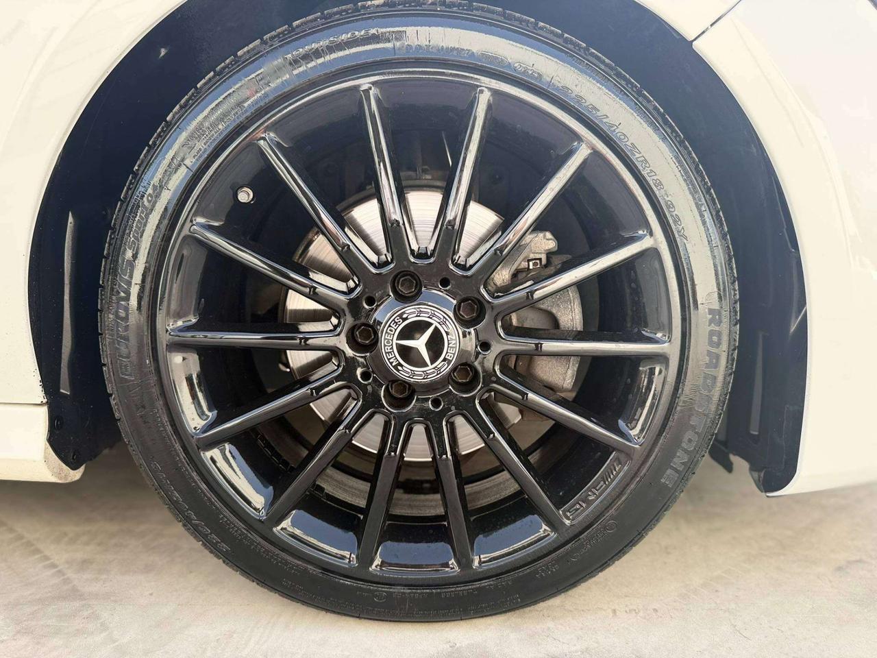 Mercedes-Benz CLA 200 D 2.2 136CV AMG Premium Auto TETTO ITALIANA UNICO PROPRIETARIO