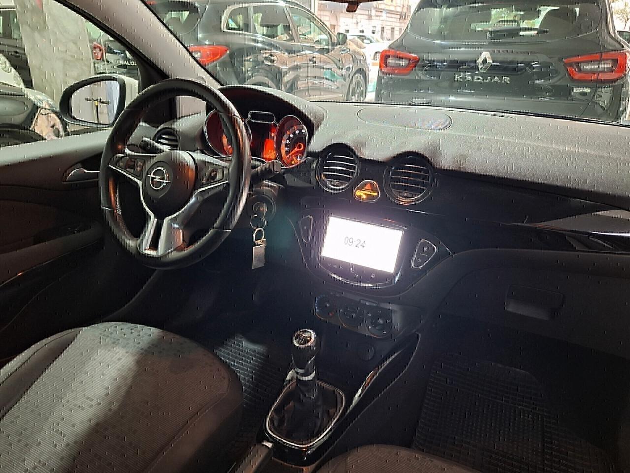 Opel Adam 1.2 69CV Slam 2015
