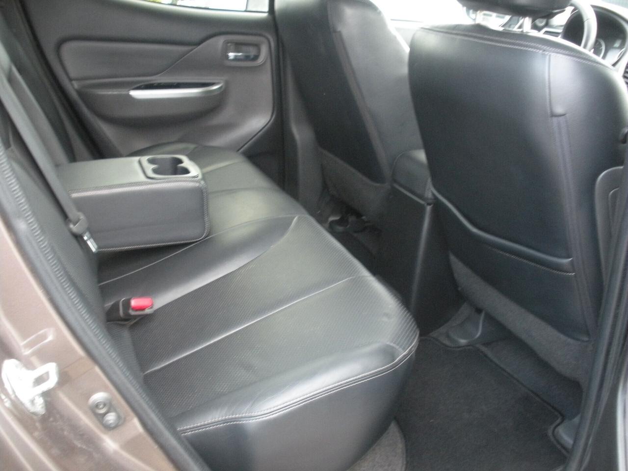 Mitsubishi L200 2.4 DI-D/181CV Double Cab Intense Hp Mivec SDA