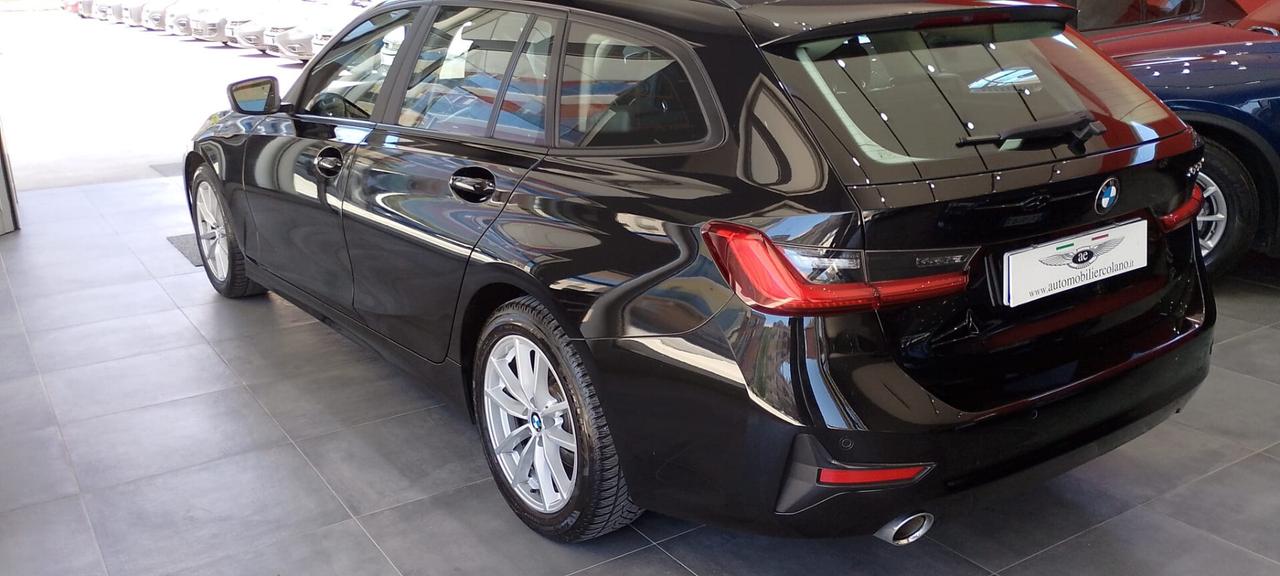 Bmw 320d 48V Touring Business Advantage