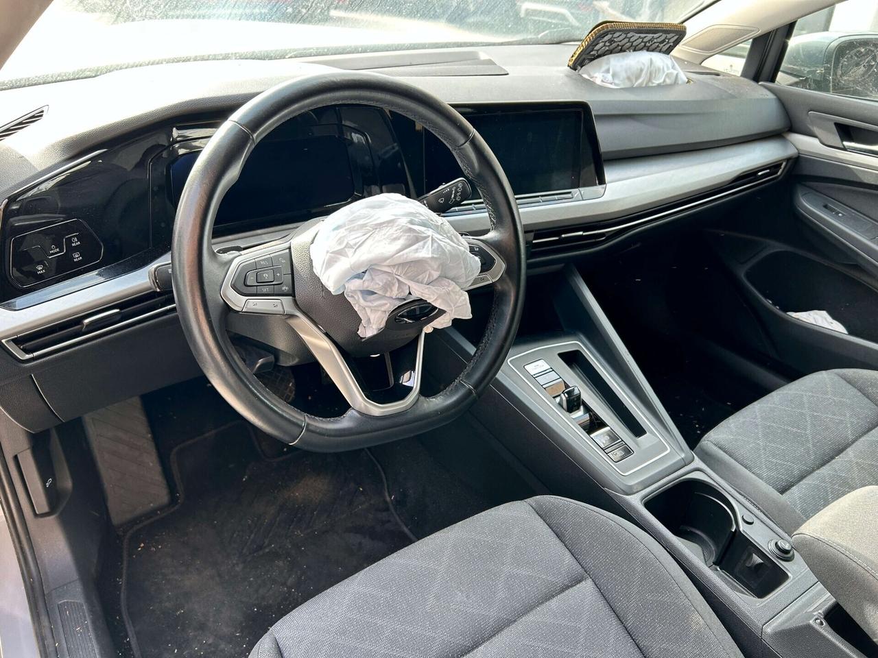 VW GOLF 8 2.0 TDI 150cv DSG - 2021 Incidentata