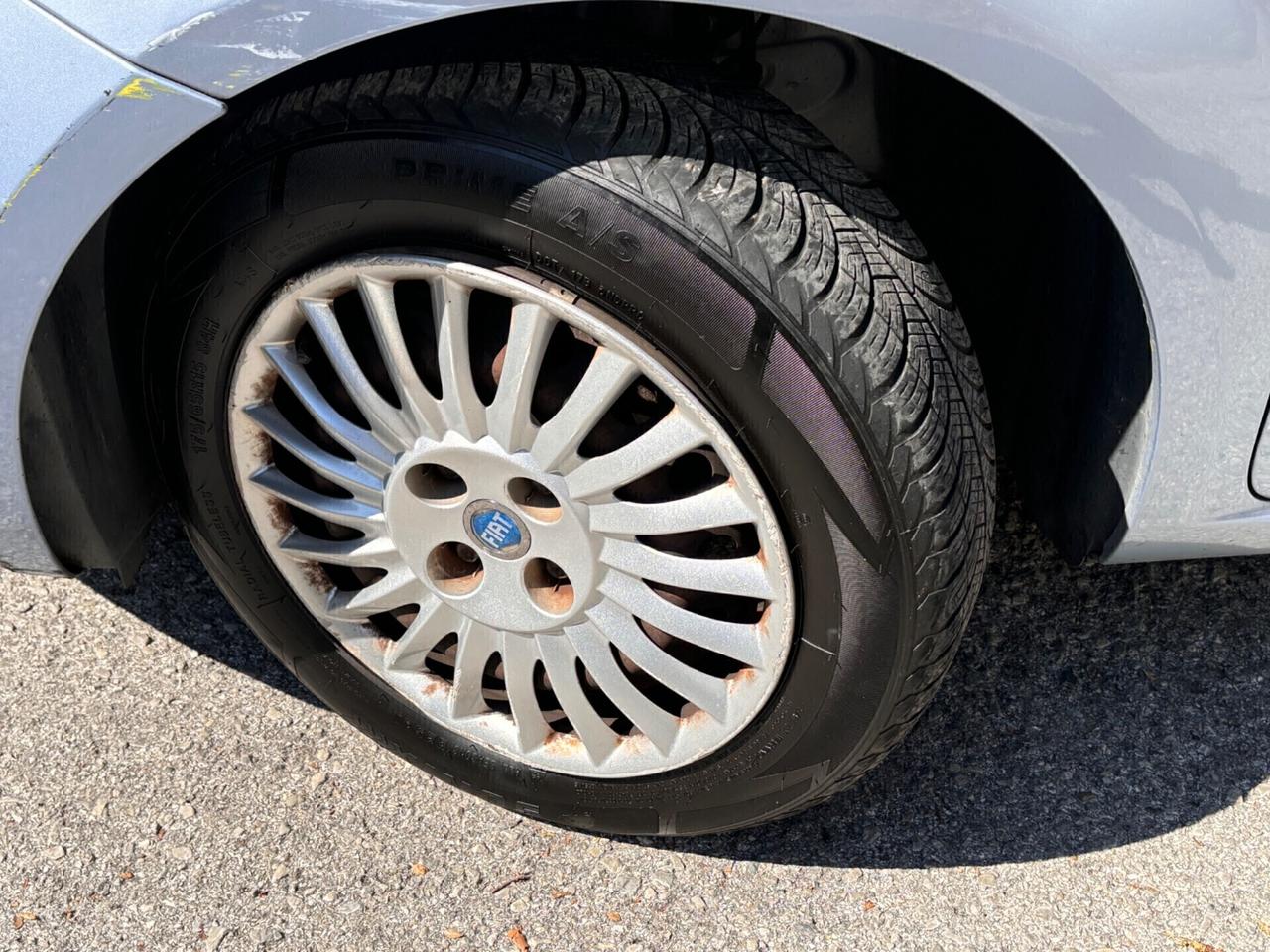 Fiat Grande Punto 1.4 Starjet 16V 3 porte Dynamic