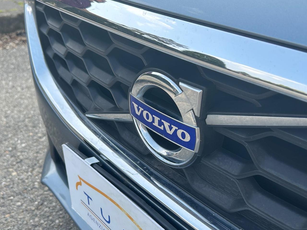 Volvo V40 Kinetic 2.0 D3 #9721