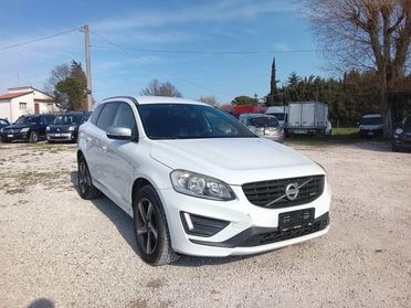 VOLVO XC60 D5 AWD Geartronic R-design Kinetic