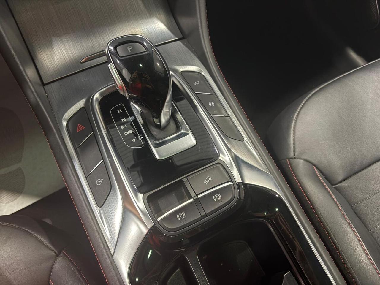 Mg HS 1.5 t Luxury auto