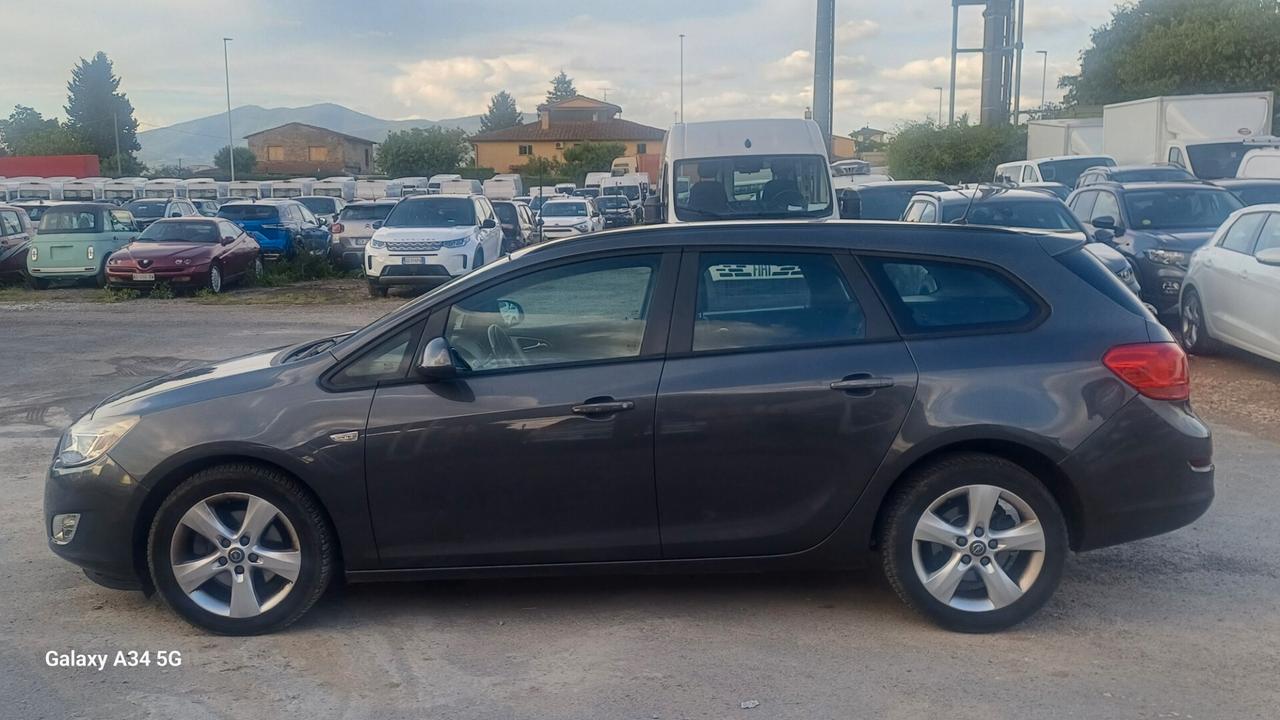 Opel Astra 1.7 CDTI 110CV Sports Tourer Cosmo