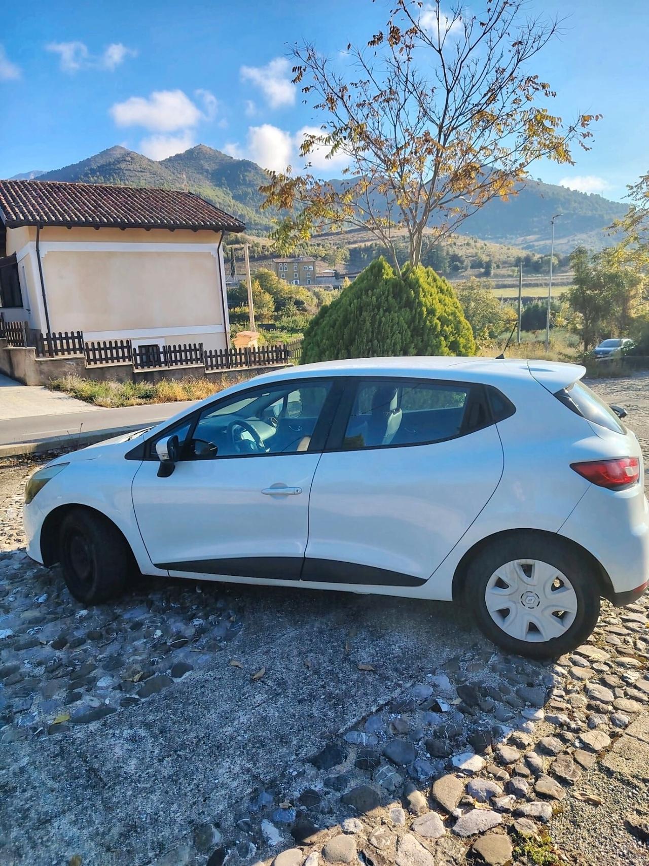 Renault Clio 1.5 dCi 8V 75CV 5 porte Wave
