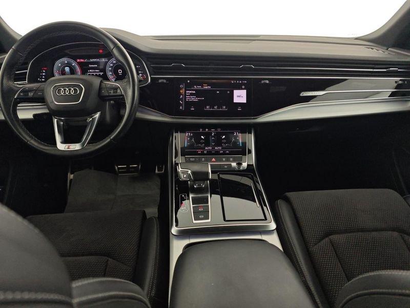Audi Q8 45 TDI quattro tiptronic Sport