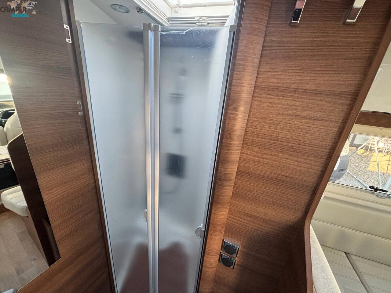 RAPIDO C55i - motorhome con letti gemelli in coda ed ampio garage