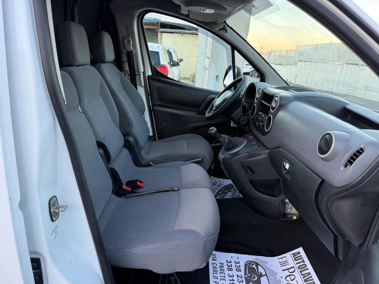 Peugeot Partner 1.6 HDI PASSO LUNGO 3 POSTI