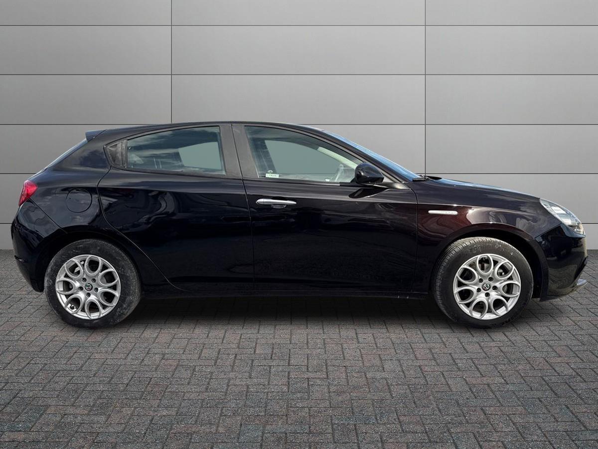 ALFA ROMEO Giulietta III - Giulietta 1.6 jtdm Giulietta 120cv