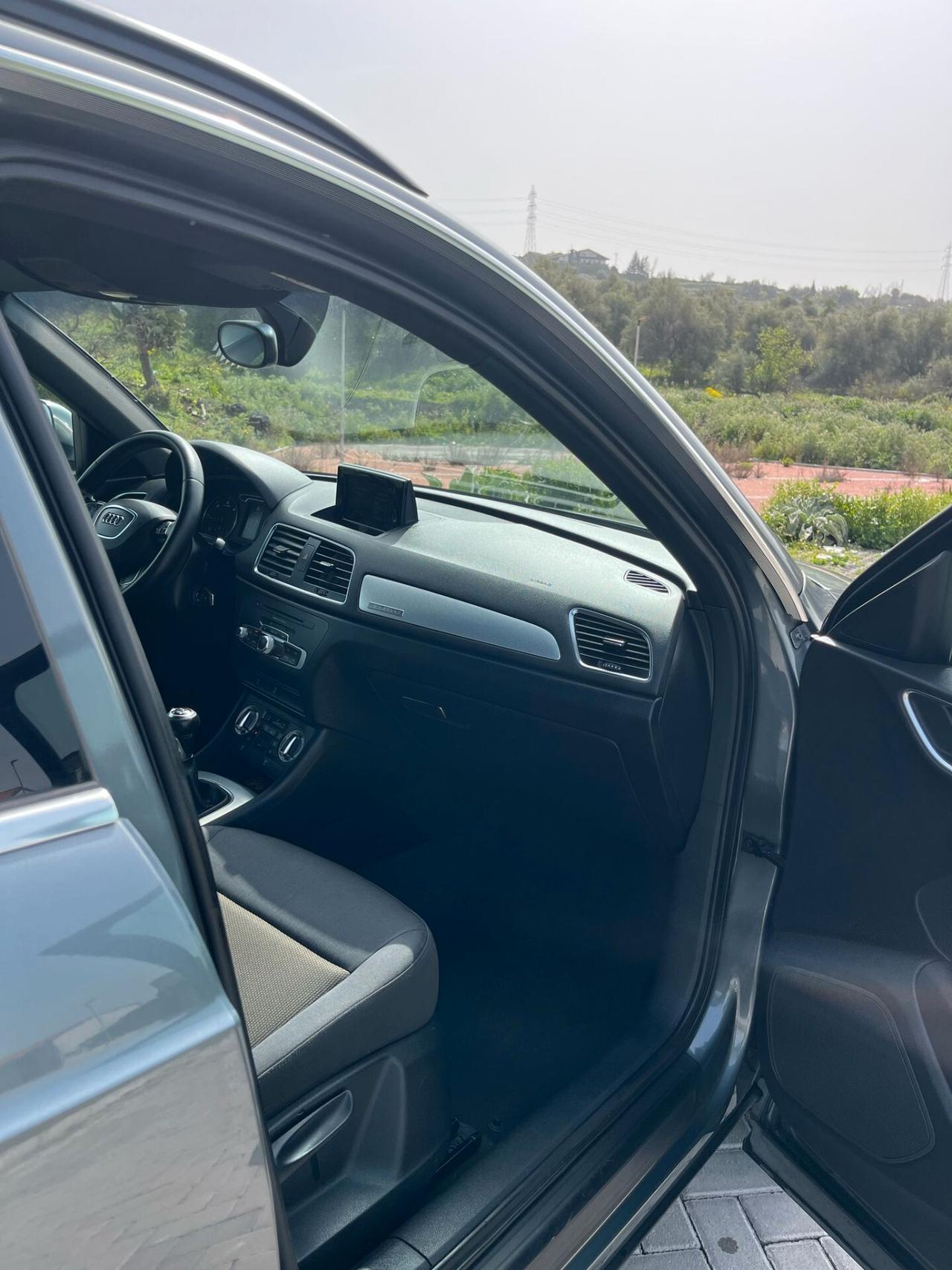 Audi Q3 2.0TDI COME NUOVA CHIAMA 2013