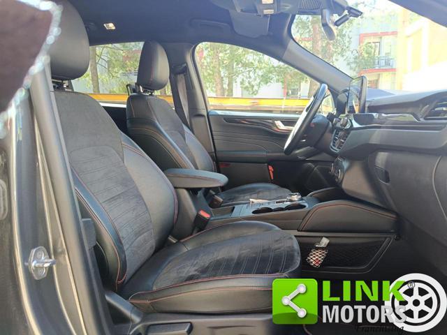 FORD Kuga 2.5 Full Hybrid 190 CVT 2WD ST-Line Design