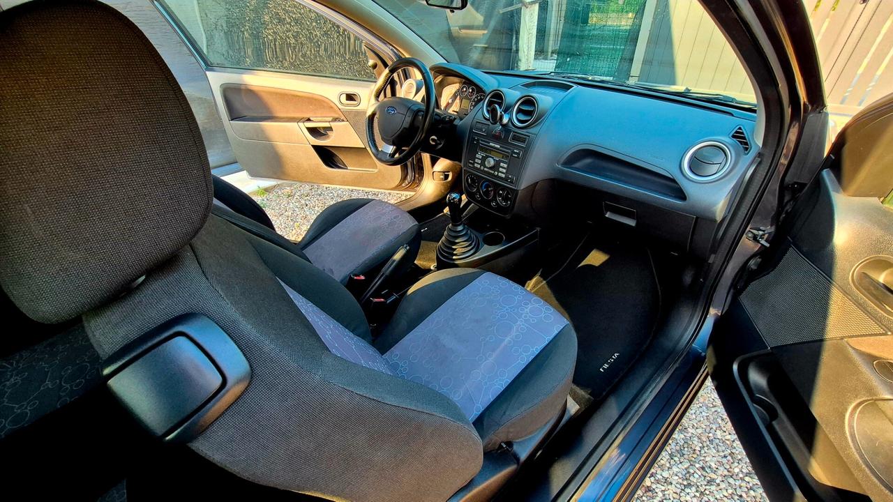 Ford Fiesta 1.4 TDCi Neopatentati