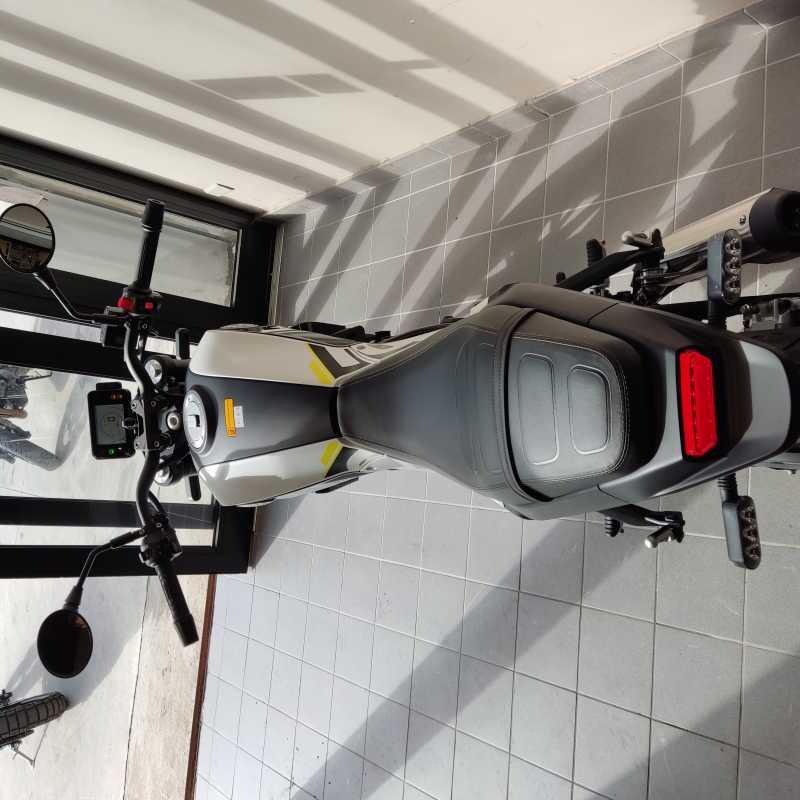 Benelli Leoncino 250 - 2022
