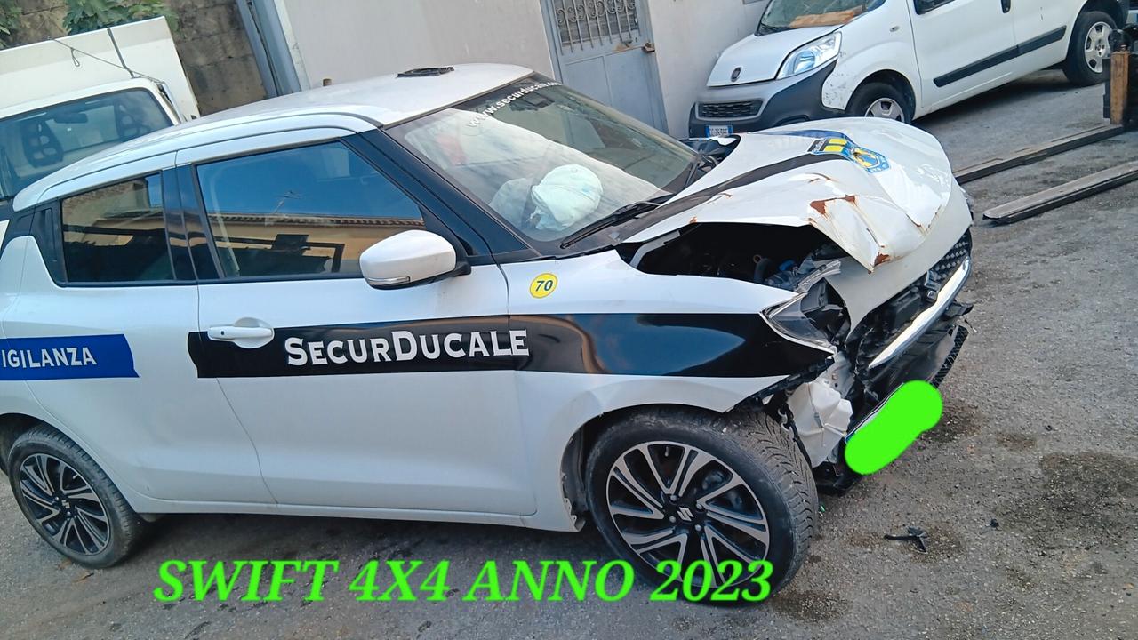 SUZUKI SWIFT 4X4 INCIDENTATA SINISTRATA MONDIALCARS 023
