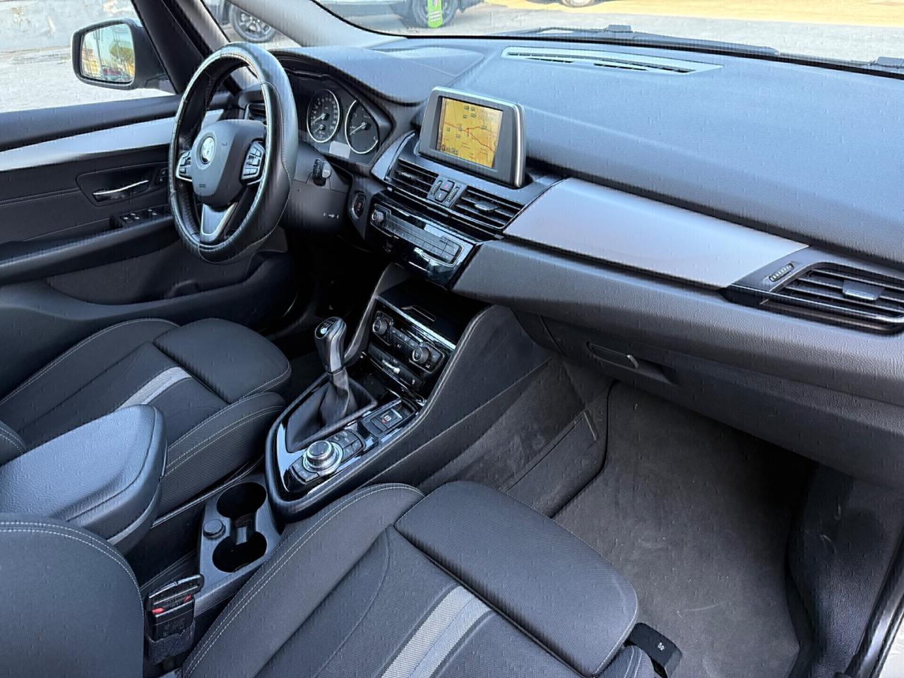 Bmw 2er Active Tourer 218d Active Tourer Luxury