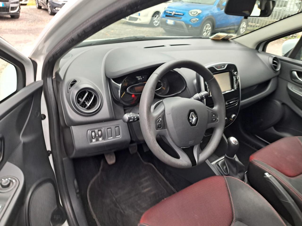 Renault Clio 1.5 dCi 8V 75CV 5 porte Wave