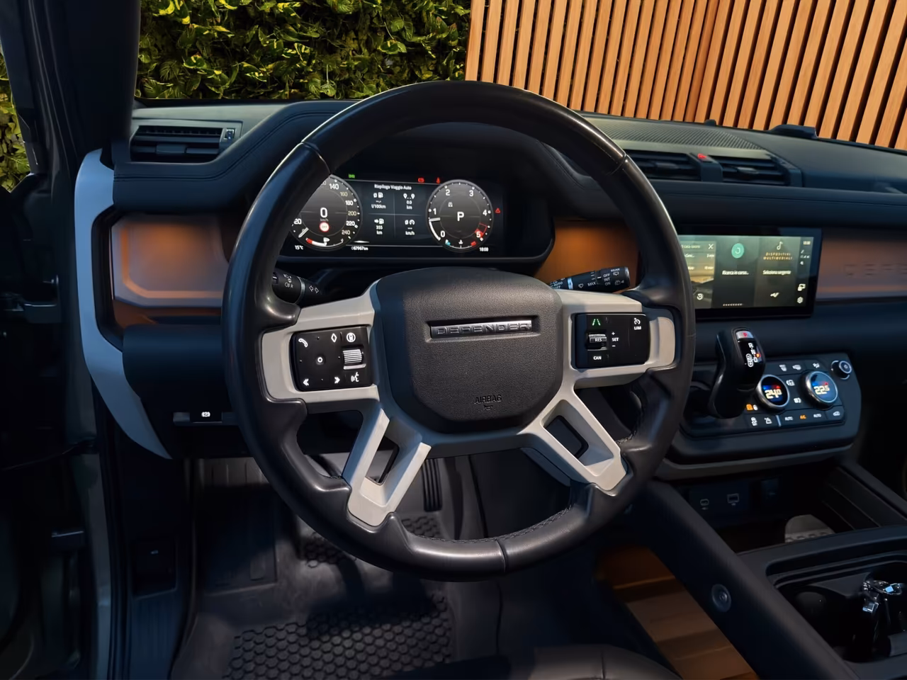 Land Rover Defender 110 3.0D I6 200 CV AWD Auto SE