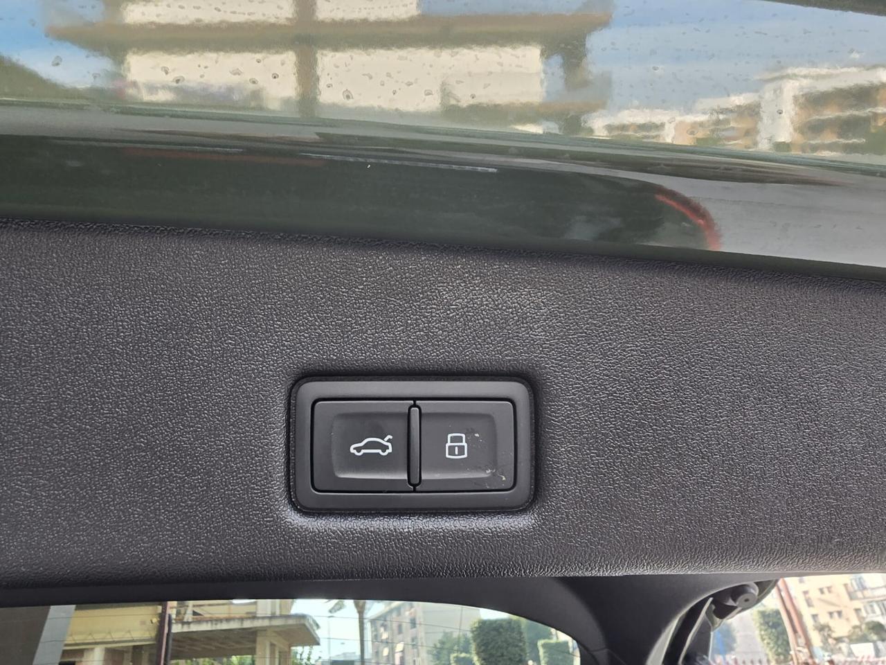 Audi Q5 40 TDI 204 CV quattro S tronic Identity Black