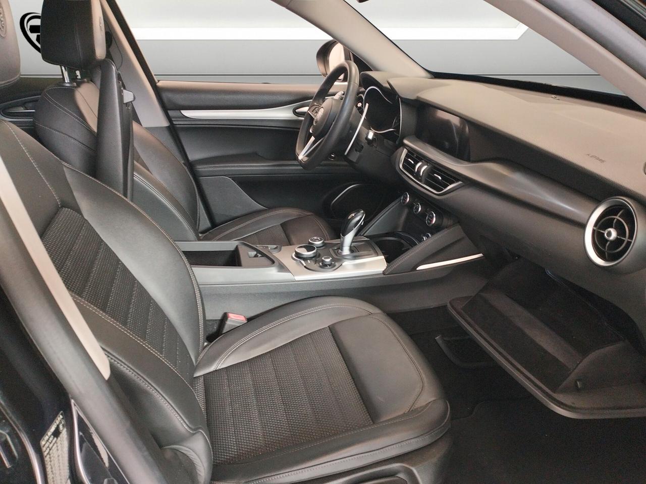 Alfa Romeo Stelvio 2.2 Turbodiesel 210 CV AT8 Q4 Executive