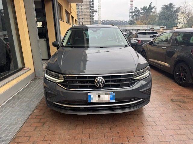 VOLKSWAGEN Tiguan 2.0 TDI 150 CV SCR DSG 4MOTION Life