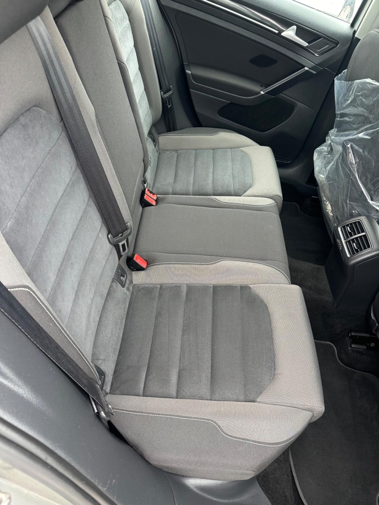 Volkswagen Golf 2.0 TDI 5p. 4MOTION Highline BlueMotion Tech.