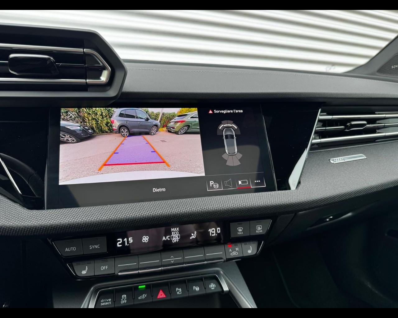 AUDI A3 SPORTBACK 45 TFSIe S-TRONIC S LINE EDITION