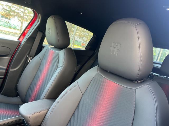 ALFA ROMEO Junior 1.2 136 CV (145cv) Hybrid eDCT6 Speciale