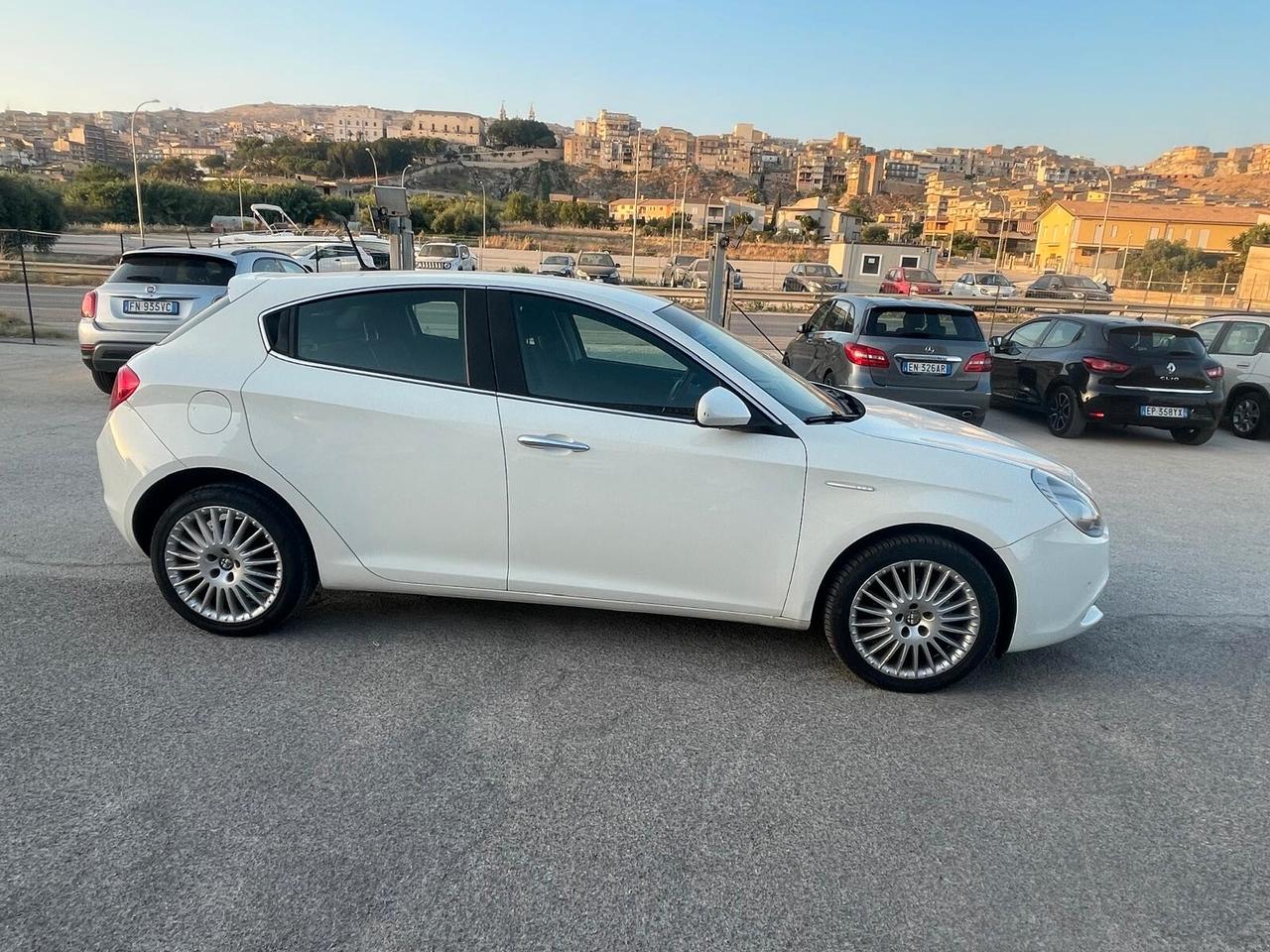 Alfa Romeo Giulietta 1.6 JTDm-2 120 CV Progression