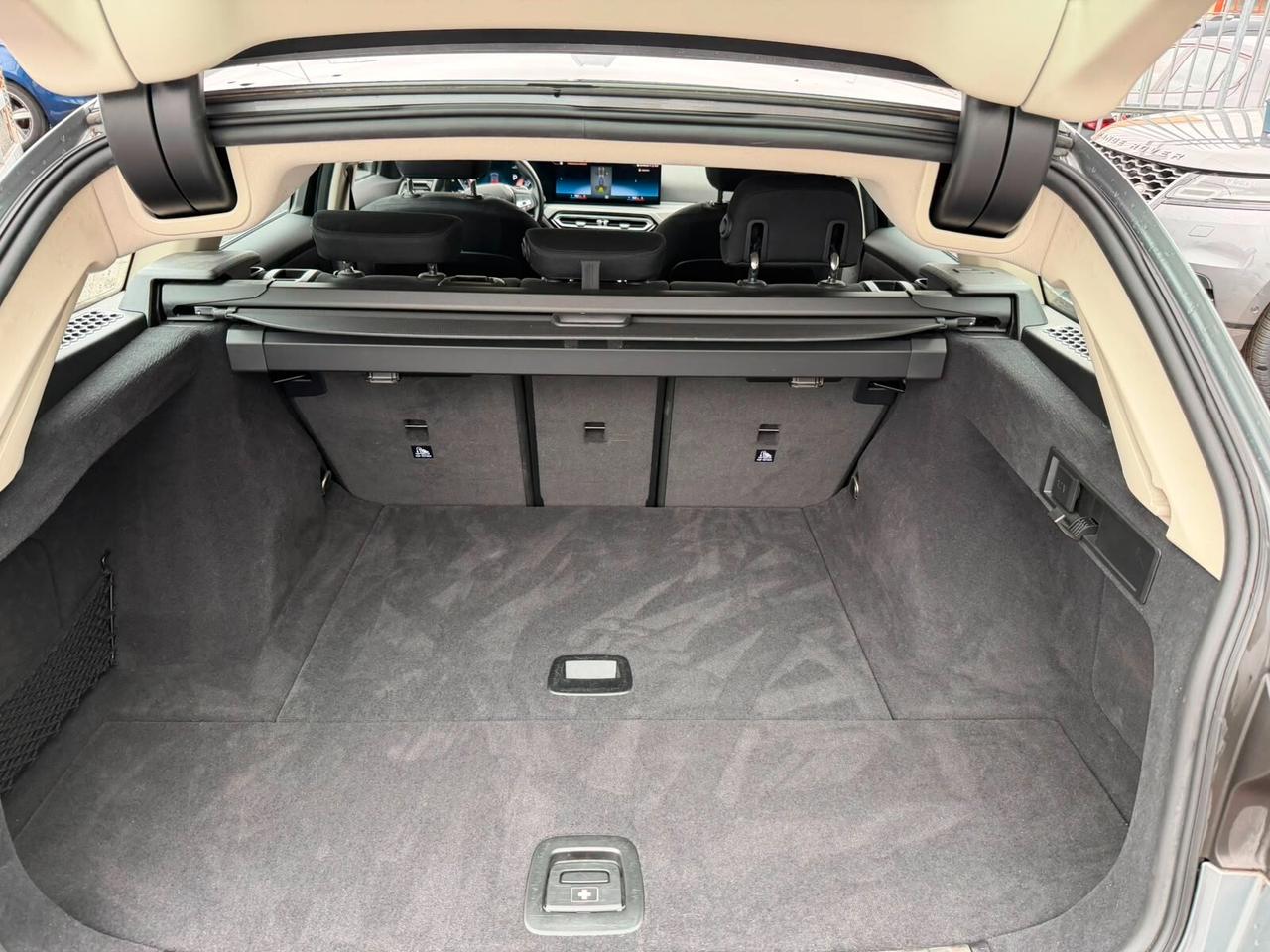 BMW 318 Touring 318i Touring auto / KM CERTIFICATI