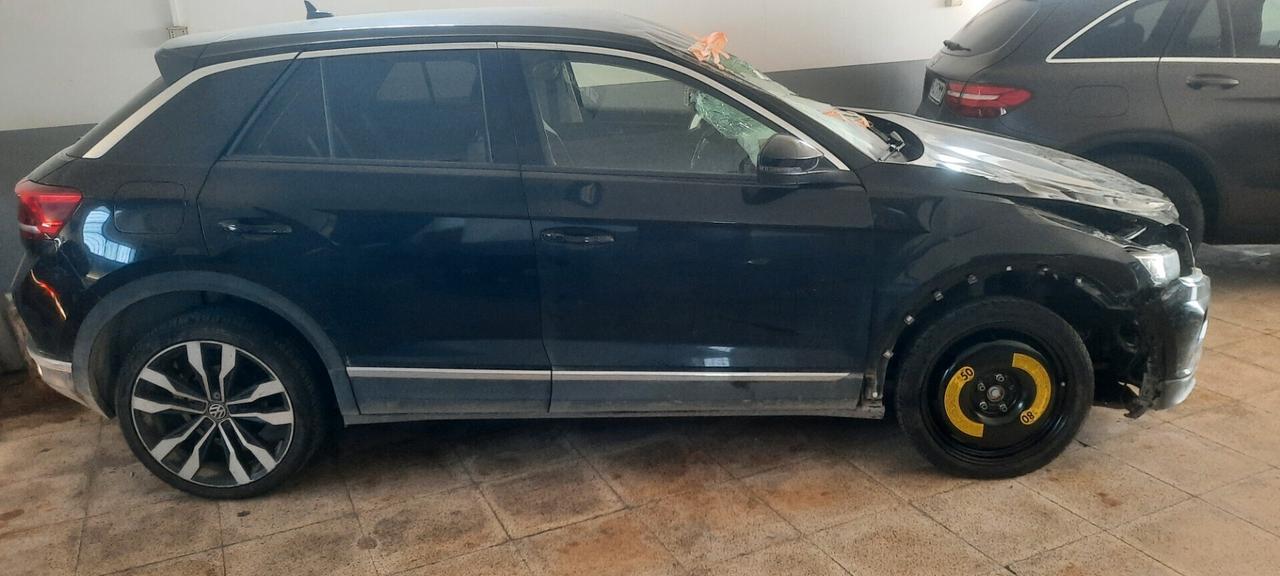 Volkswagen T-Roc cc16 116cv tdi anno 2019