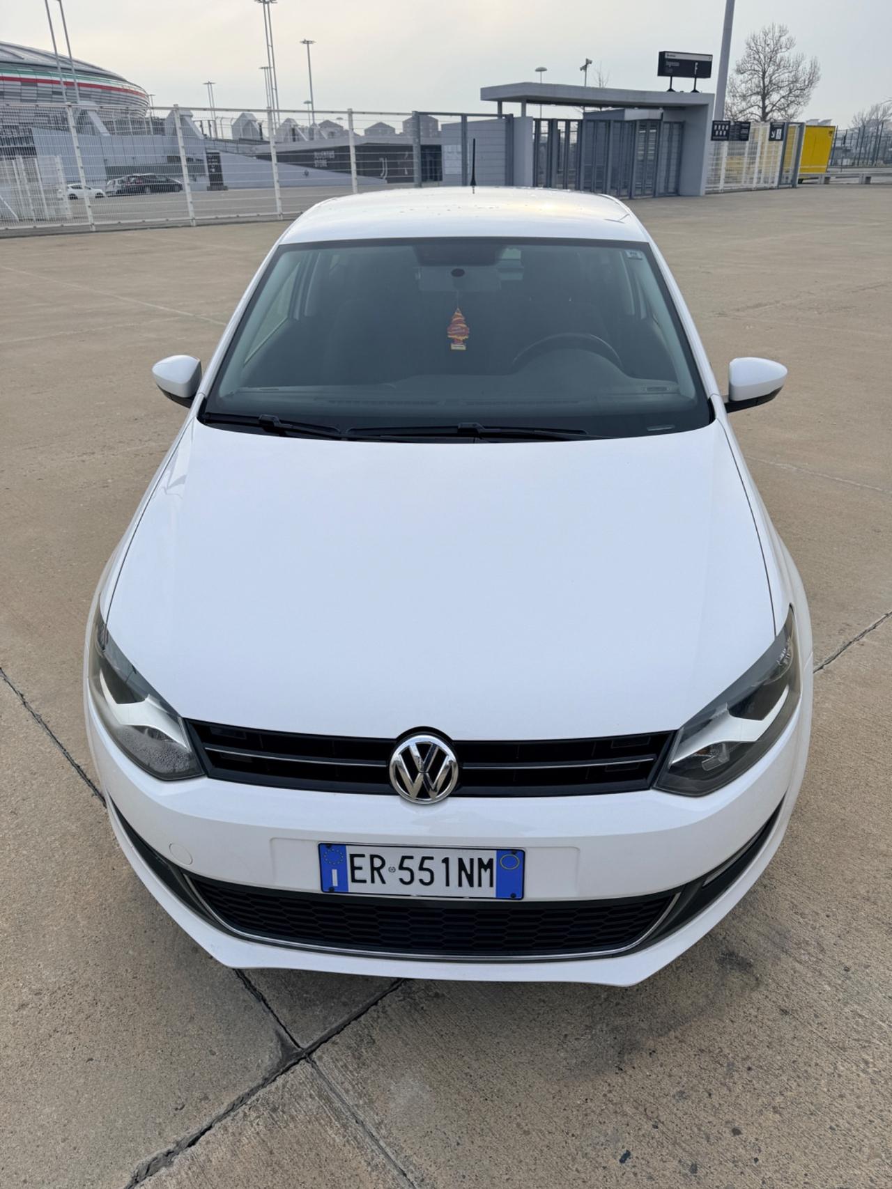 Volkswagen Polo 1.4 DSG 3p. Highline “POCHI KM”