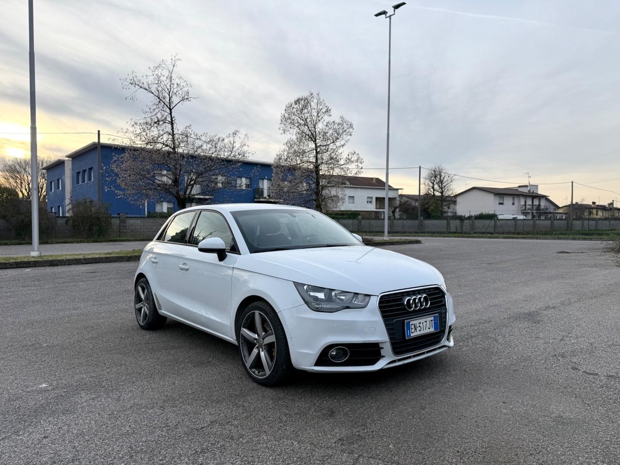 Audi A1 1.6 TDI S tronic Ambition