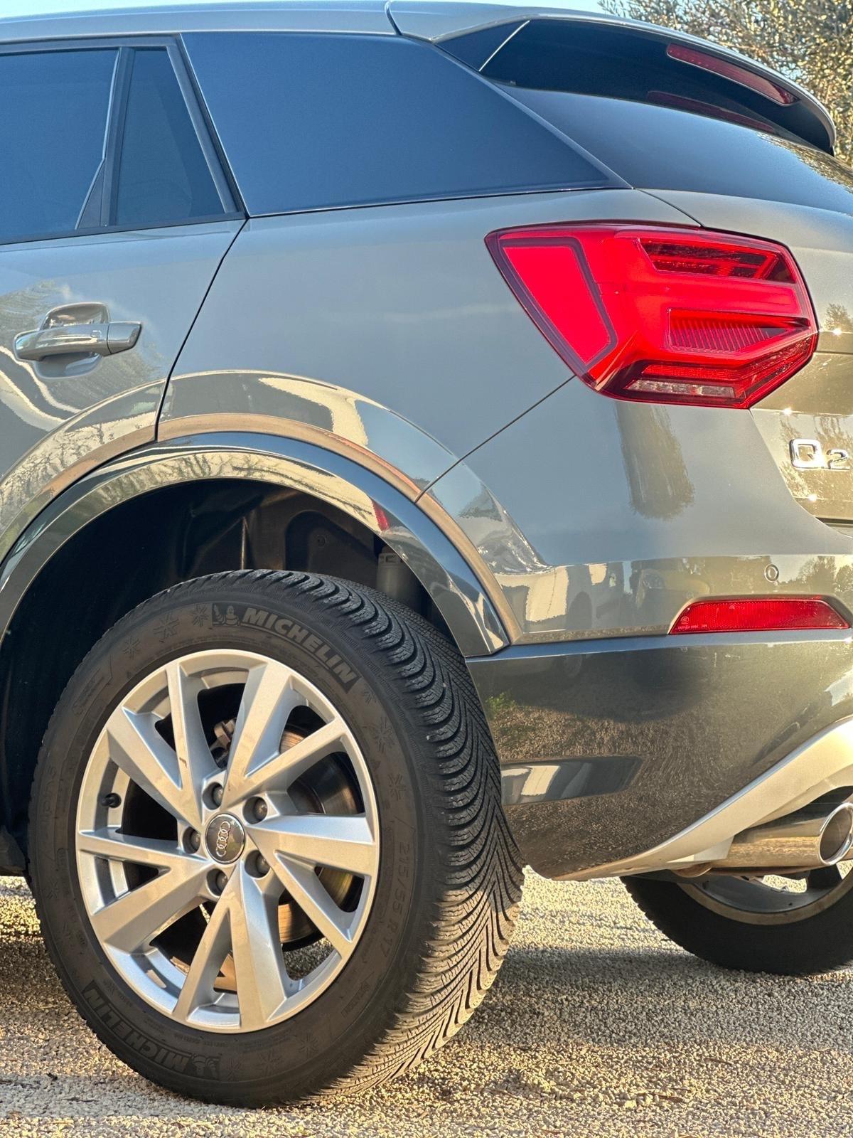 Audi Q2 S TRONIC mod. sport - 2019 LED/navi