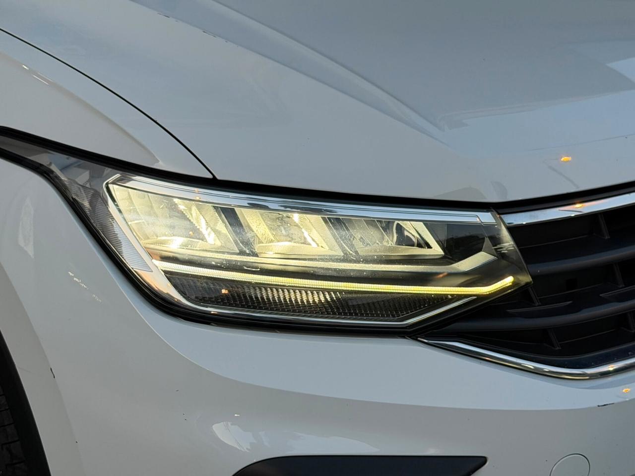 Volkswagen Tiguan 2.0 TDI 150 CV SCR DSG Elegance