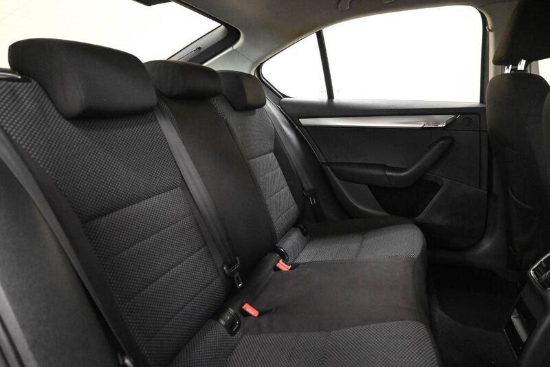 Skoda Octavia Octavia 1.6 TDI CR 105 CV Ambition
