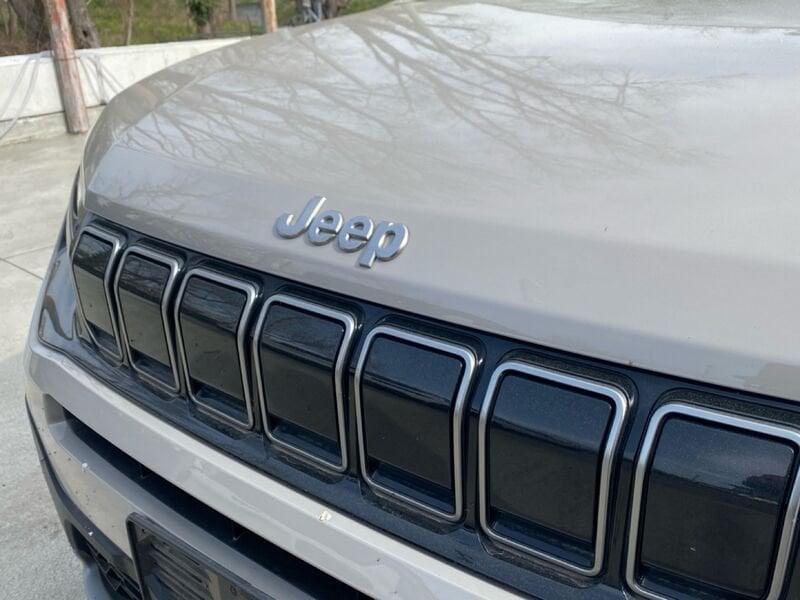 Jeep Avenger e-Hybrid 1.2 MHEV e-Hybrid Turbo Summit