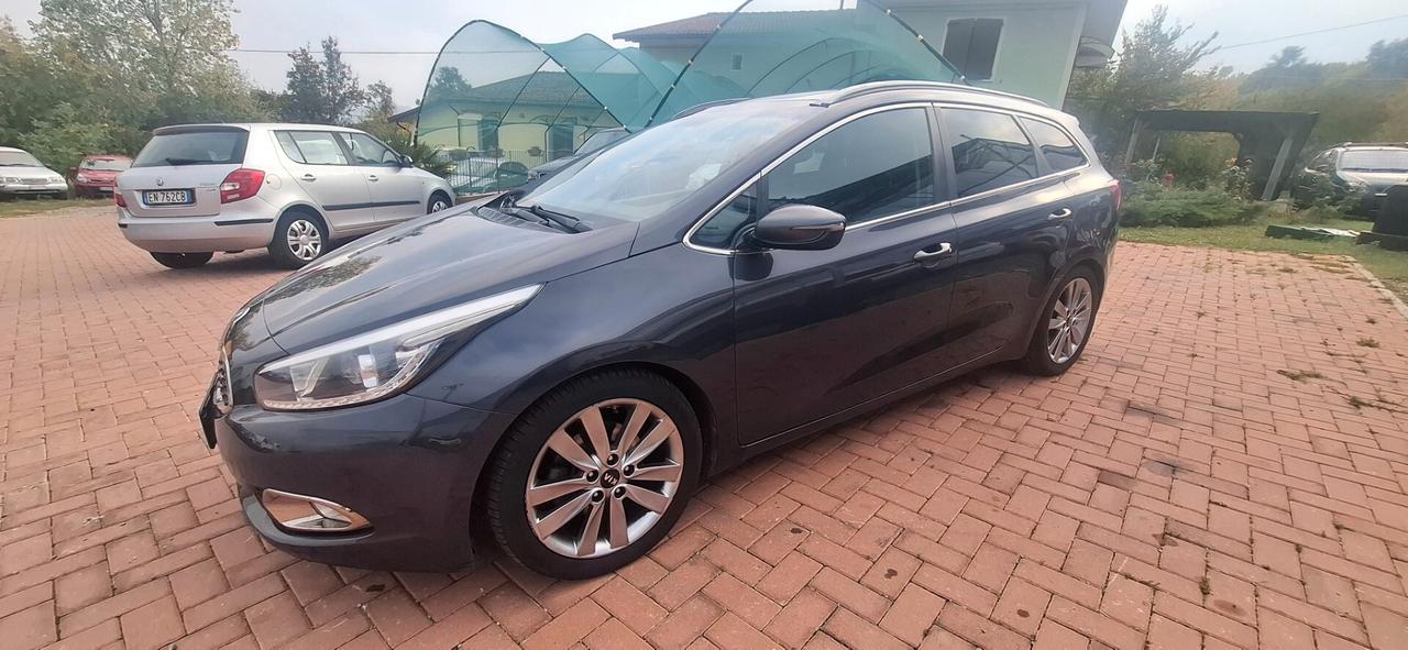Kia Ceed cee'd 1.6 CRDi 128 CV aut. SW Platinum