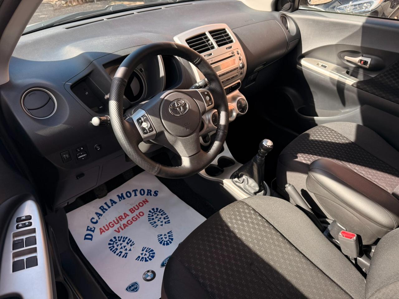 Toyota Urban Cruiser 1.3 Benz. 100CV Luxury - 2010