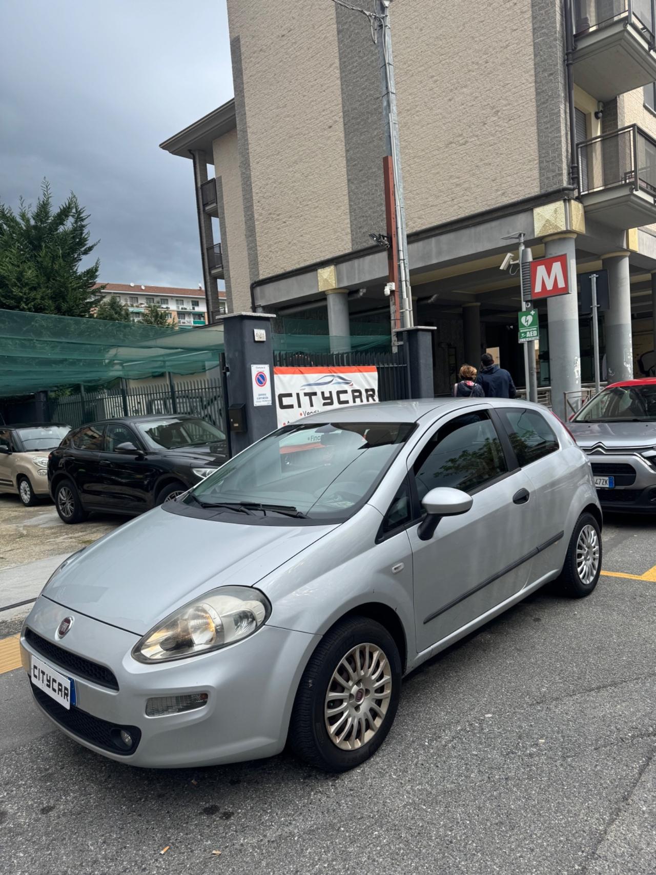 Fiat Punto 1.2 Street GPL appena revisionato
