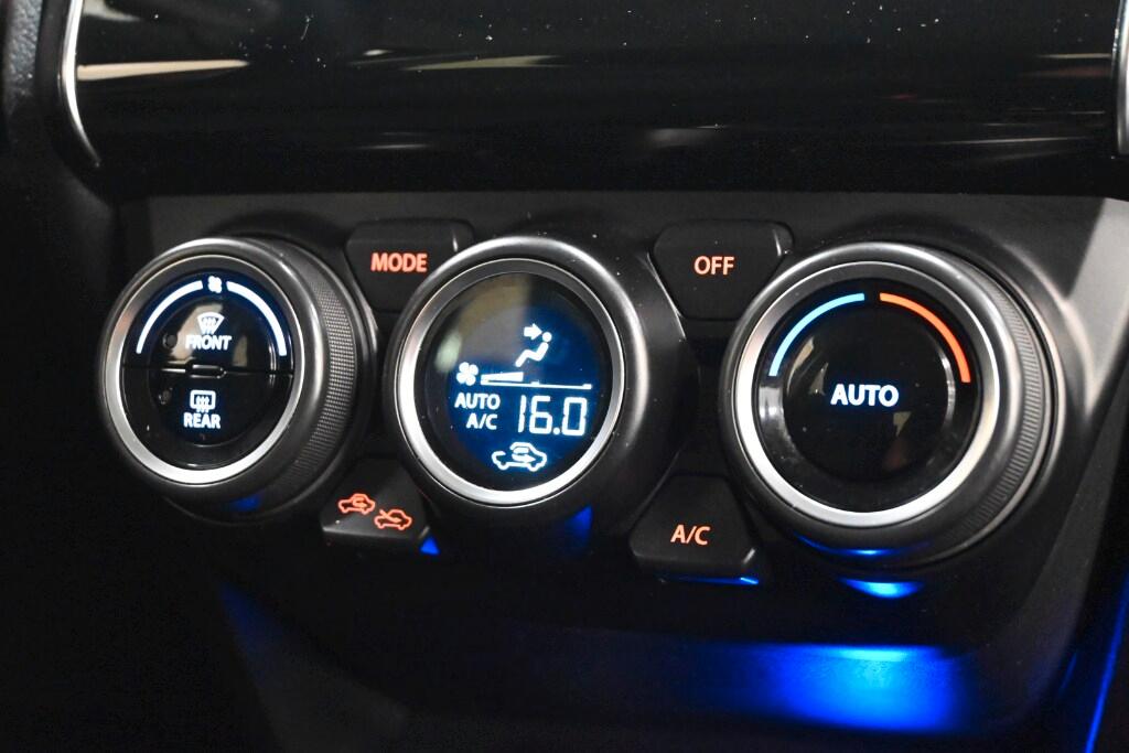 SUZUKI Swift (2017-2024) Swift 1.2 Hybrid Top