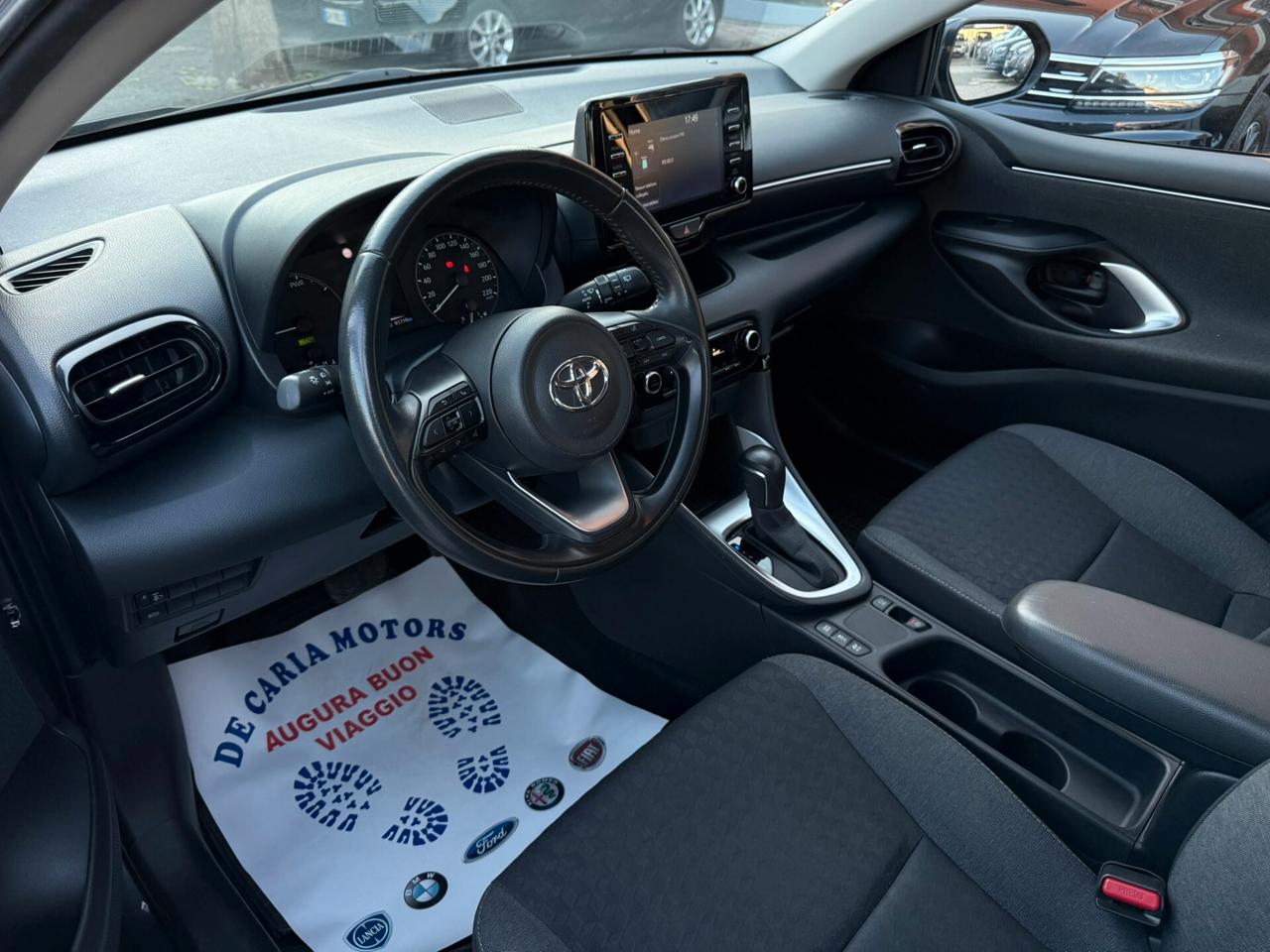 Toyota Yaris 1.5 Hybrid 92CV Business - 2022
