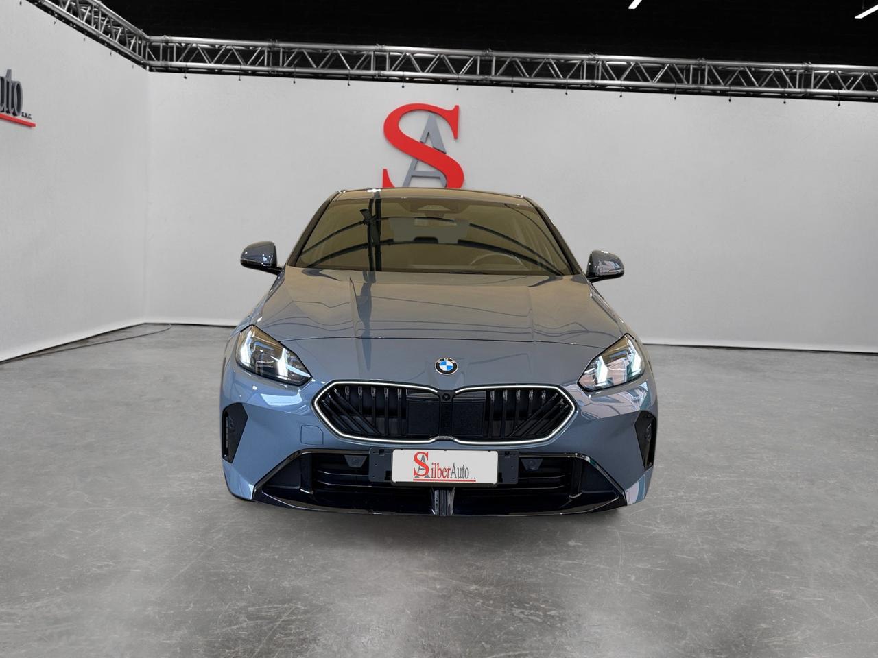 BMW 118 d MSport Pro auto "CORNICE GRIGLIA ILLUMINATA"