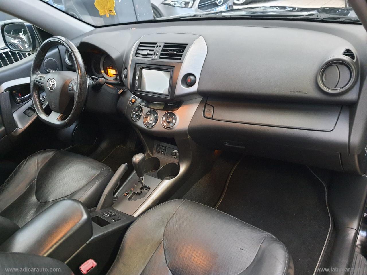 TOYOTA RAV4 Crossover 2.2 D-Cat A/T 150CV