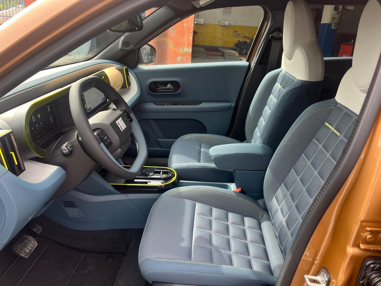 Fiat Grande Panda 1.2 Hybrid 110 CV S&S La Prima