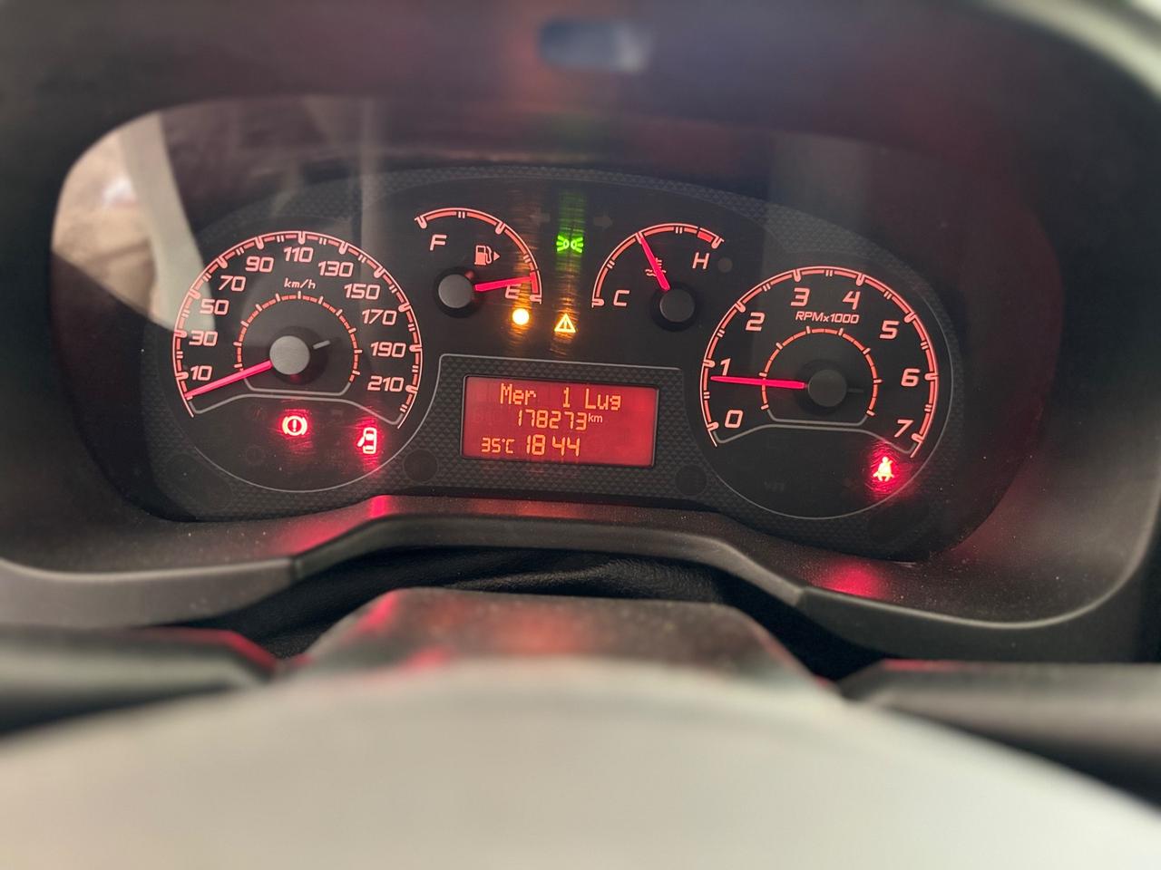 Fiat Qubo 1.3 MJT 95 CV Trekking
